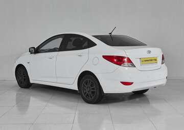 Hyundai Solaris Вид 4