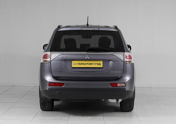 Mitsubishi Outlander Вид 4