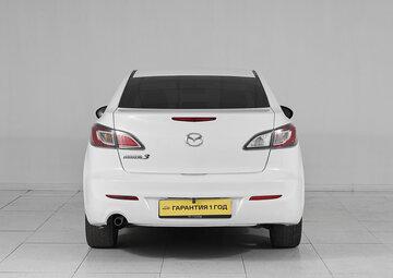 Mazda 3 Вид 5