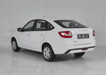 Lada Granta Вид 4