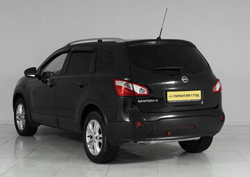 Nissan Qashqai+2 Вид 4