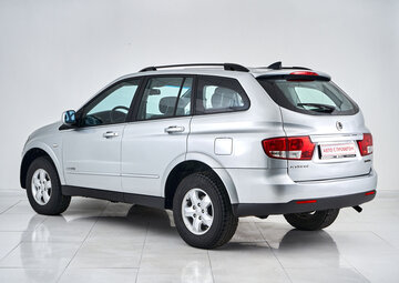 Ssangyong Kyron Вид 4