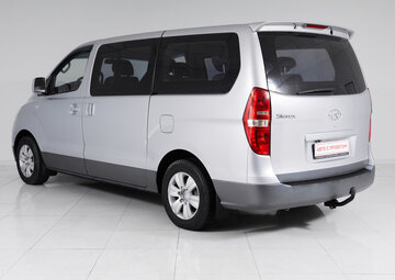 Hyundai Grand Starex Вид 5