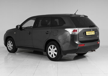 Mitsubishi Outlander Вид 4