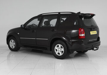 Ssangyong Rexton Вид 3