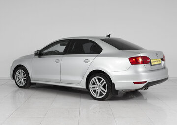 Volkswagen Jetta Вид 4