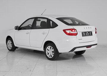 Lada Granta Вид 4