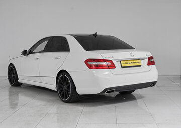 Mercedes benz E-Класс Вид 3