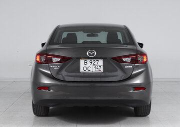 Mazda Axela Вид 5