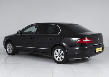 Skoda Superb Вид 4
