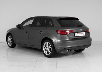Audi A3 Вид 4