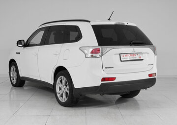 Mitsubishi Outlander Вид 4