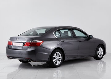 Honda Accord Вид 4