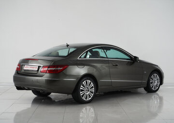Mercedes benz E-Класс Вид 5