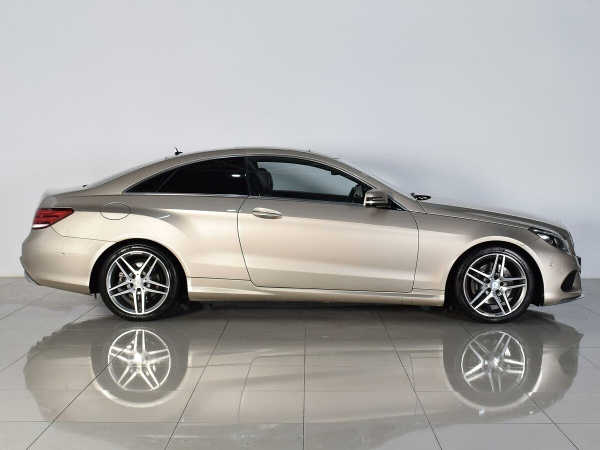 Mercedes benz E-Класс