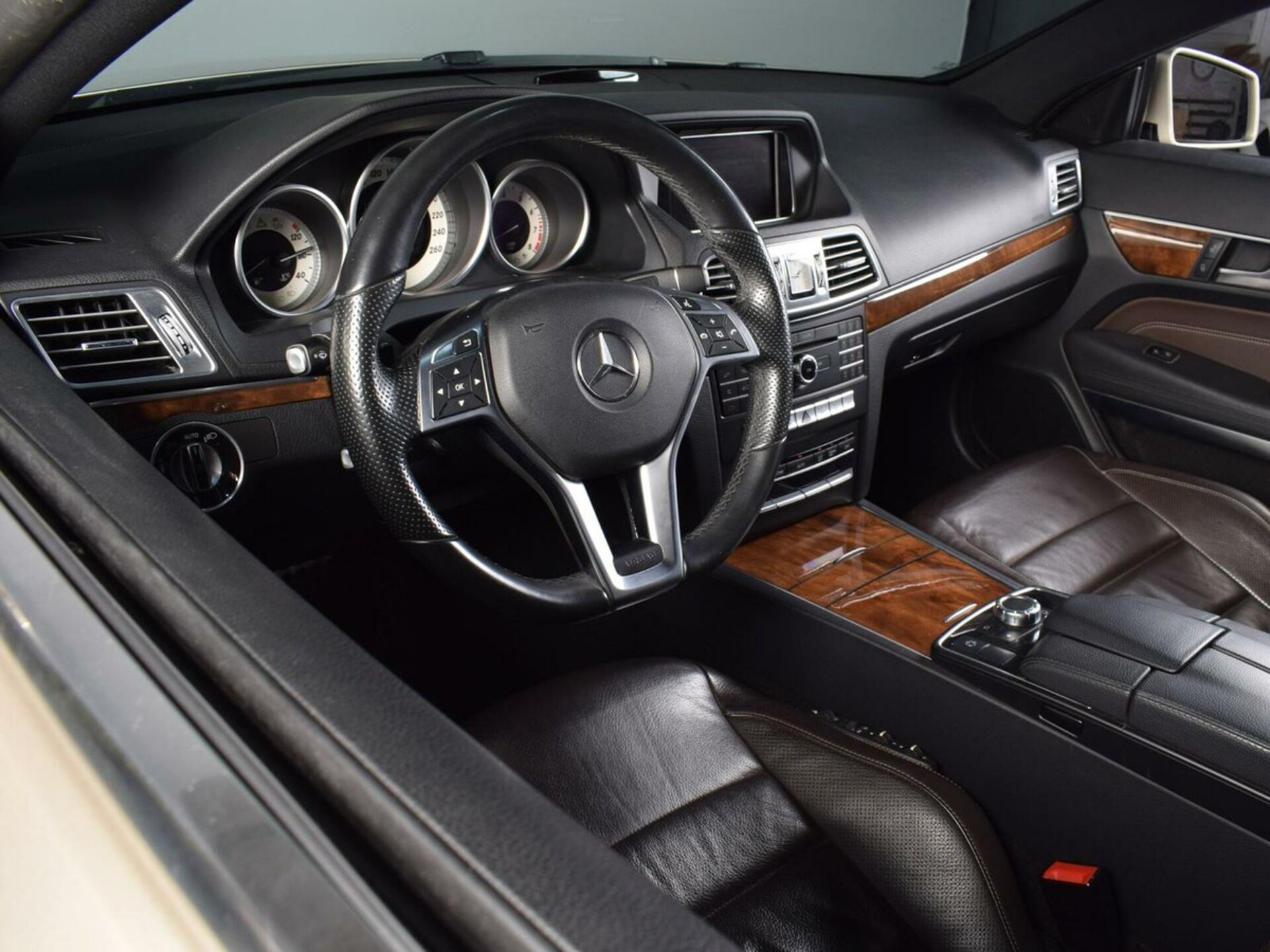 Mercedes benz E-Класс