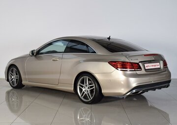 Mercedes benz E-Класс Вид 3