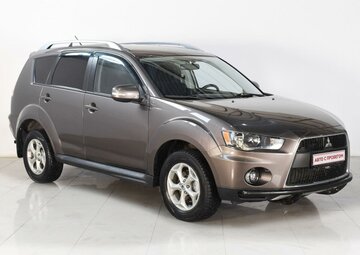 Mitsubishi Outlander Вид 1