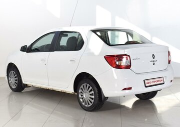 Renault Logan Вид 3