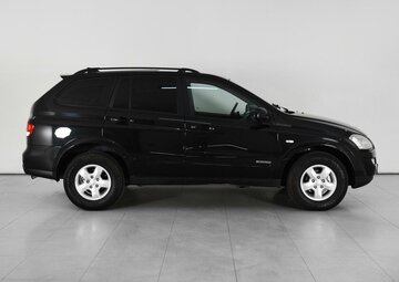 Ssangyong Kyron Вид 4