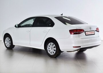 Volkswagen Jetta Вид 3