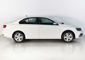 Volkswagen Jetta Вид 4