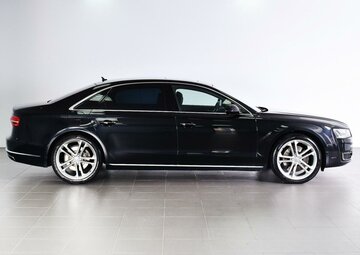 Audi A8 Вид 4