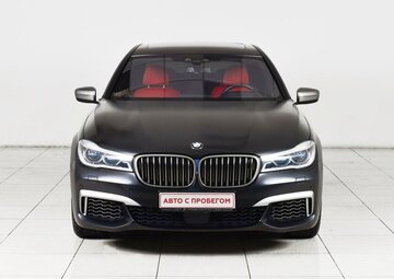 BMW 7 серии Вид 2