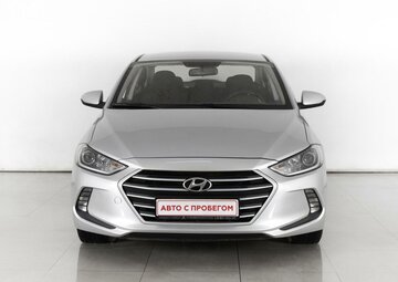 Hyundai Elantra Вид 2