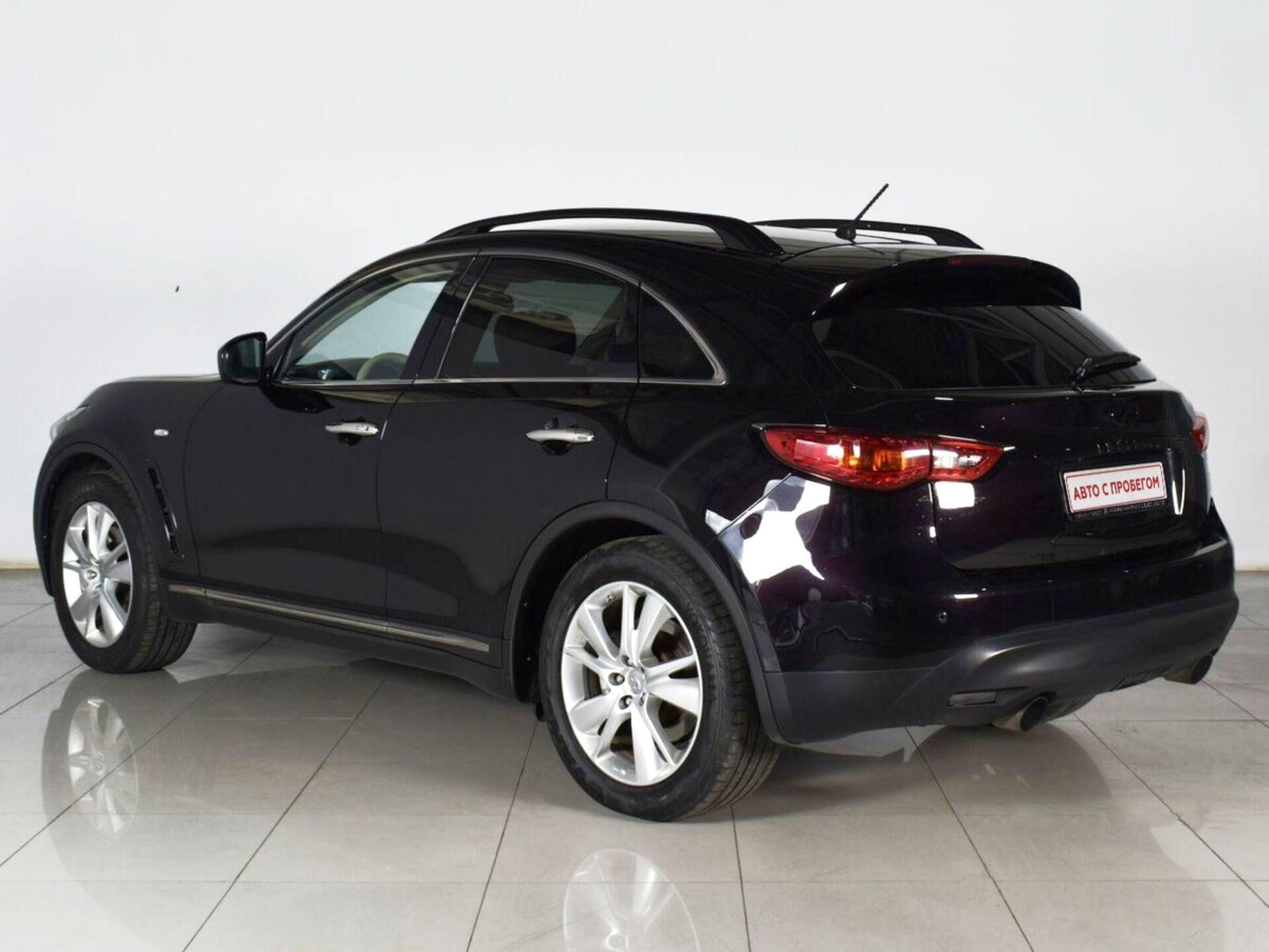 Infiniti QX70