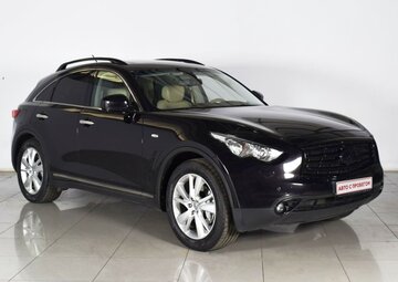 Infiniti QX70 Вид 1