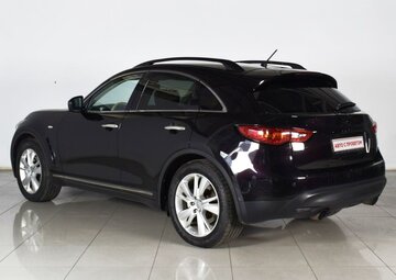 Infiniti QX70 Вид 3