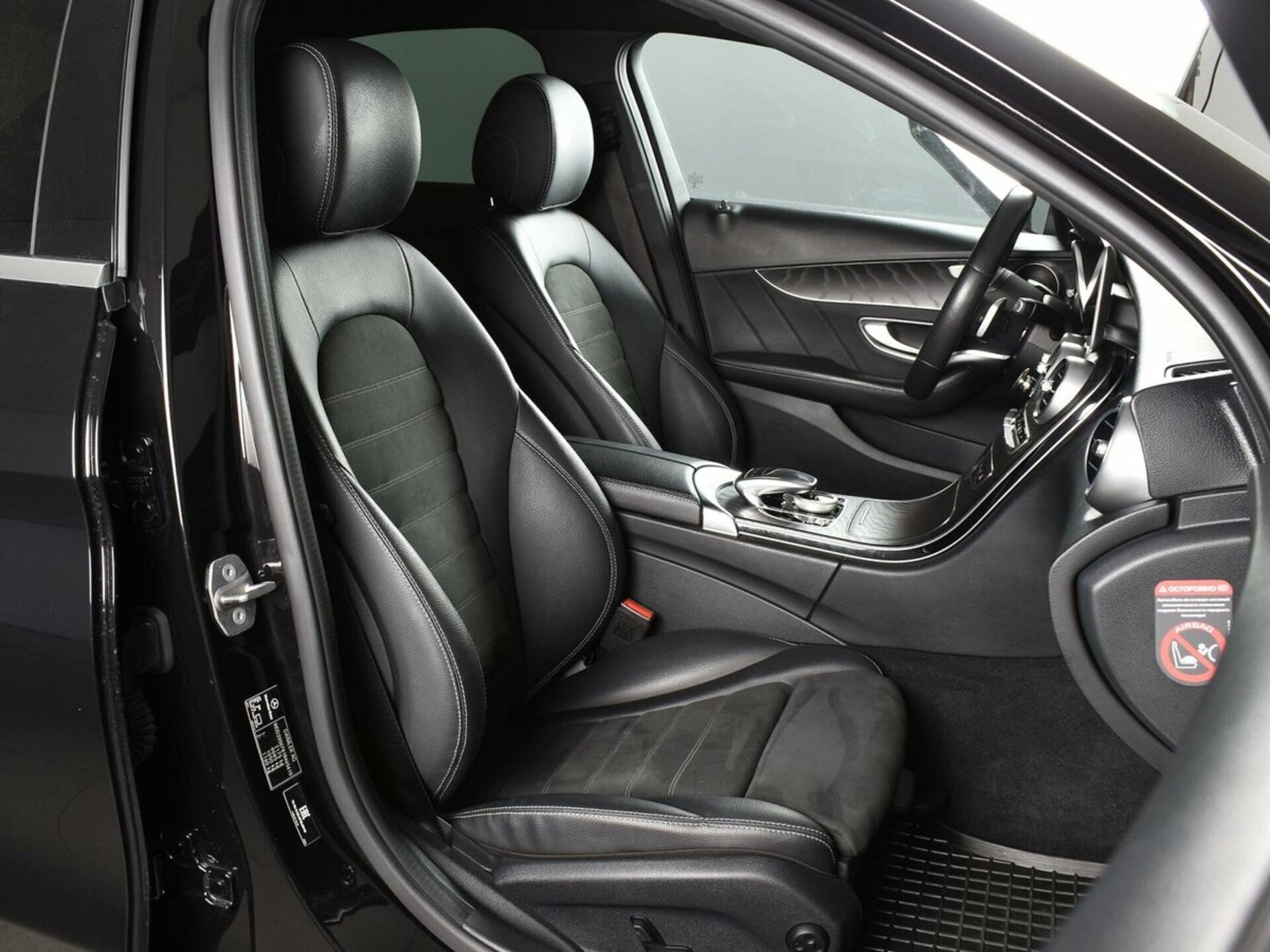 Mercedes benz C-Класс