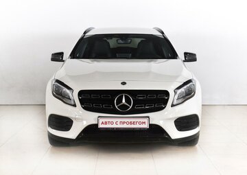 Mercedes benz GLA Вид 2