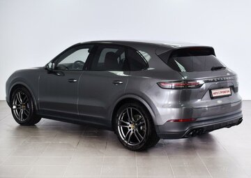 Porsche Cayenne Вид 3