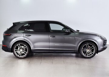Porsche Cayenne Вид 4