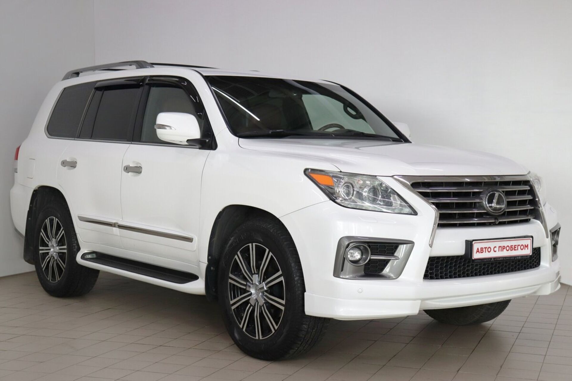 Lexus LX