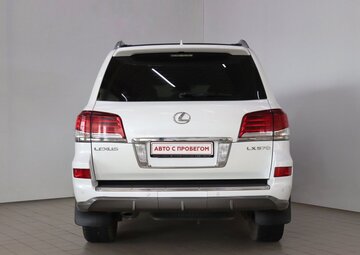 Lexus LX Вид 5