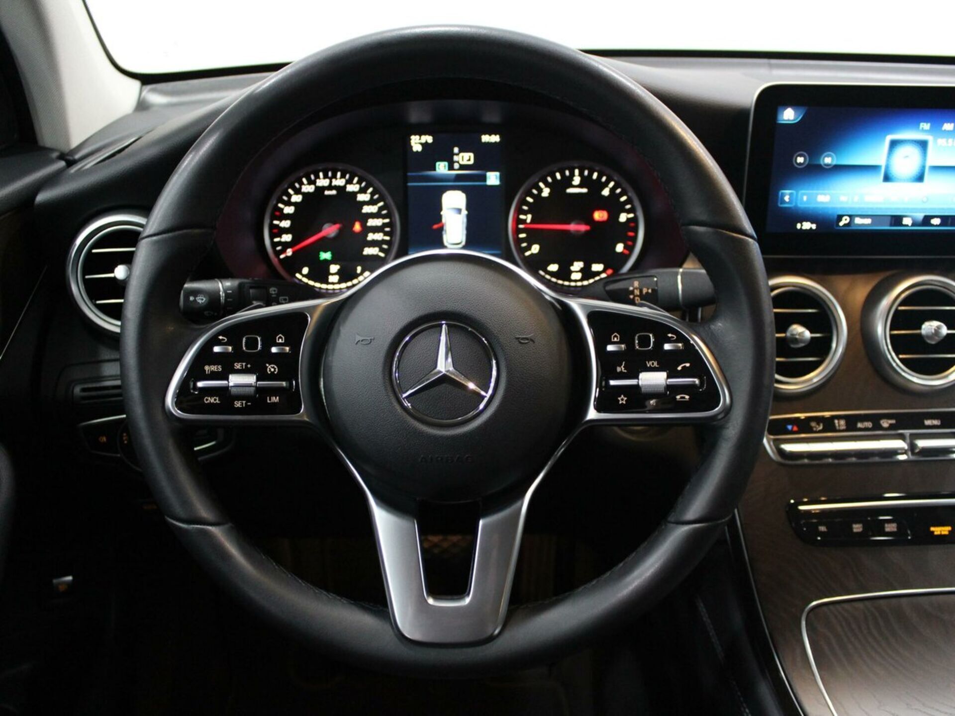 Mercedes benz GLC AMG