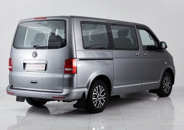 Volkswagen Multivan Вид 4