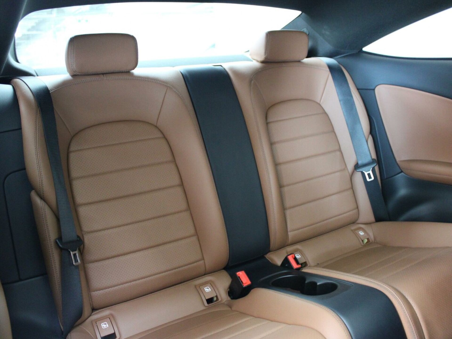 Mercedes benz C-Класс