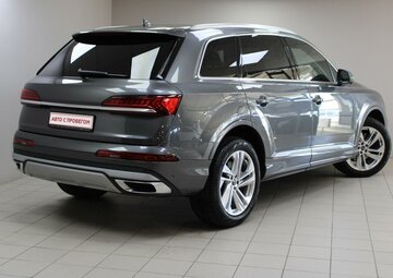 Audi Q7 Вид 3