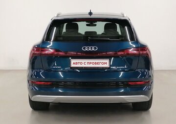 Audi e-tron Вид 5
