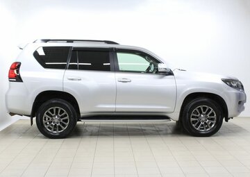 Toyota Land Cruiser Prado Вид 3