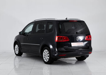 Volkswagen Touran Вид 5