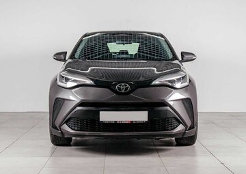 Toyota C-HR Вид 2