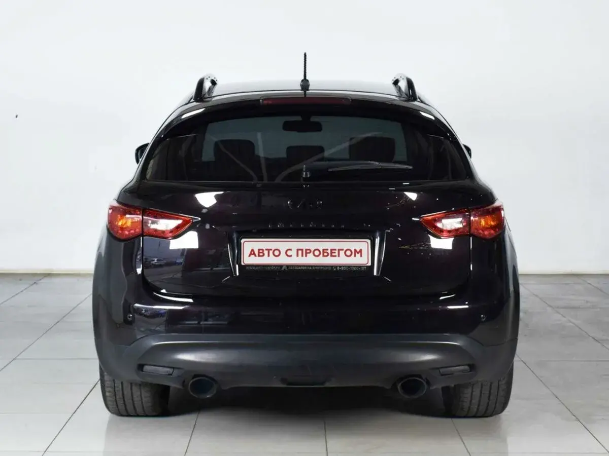 Infiniti QX70
