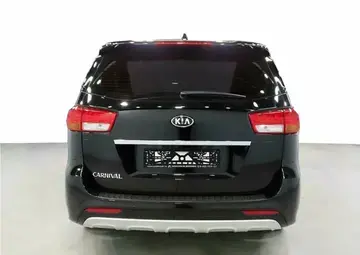 Kia Carnival Вид 2