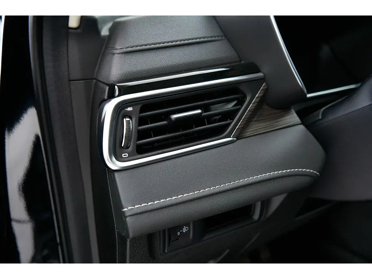 Geely Atlas Pro