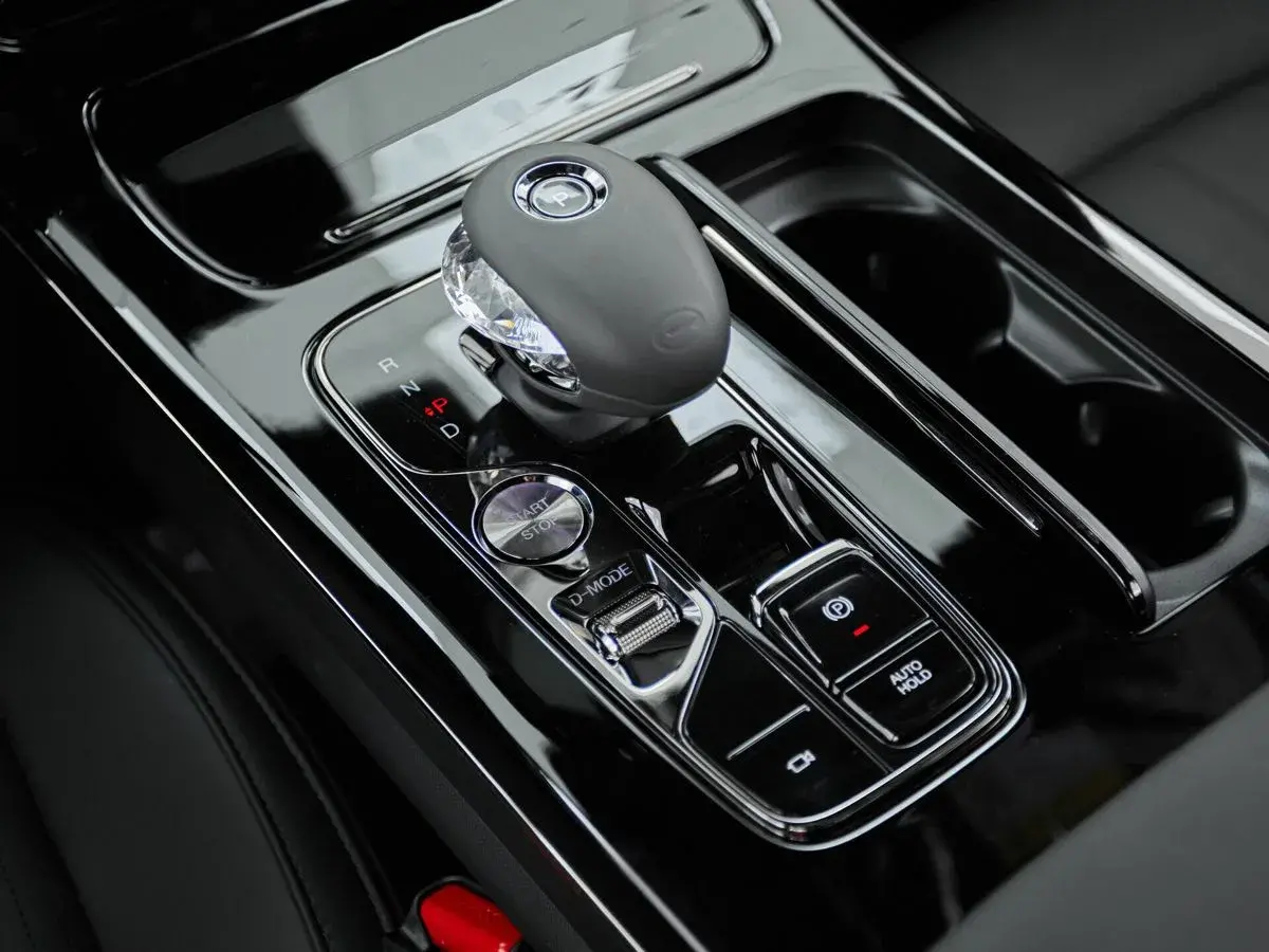 GAC M8